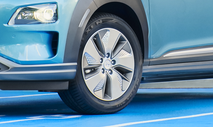 https://charkhoyadak.com/administrator/files/UploadFile/2019-Hyundai-Kona-Electric-Nexen-tyres.jpg